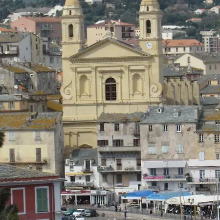 Au Pied Du Vieux Port Apartman Bastia