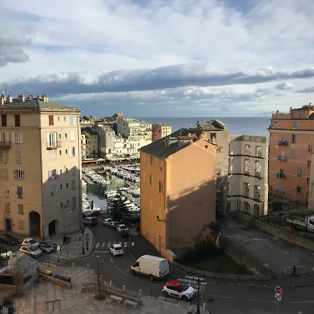 Bastia Au Pied Du Vieux Port *